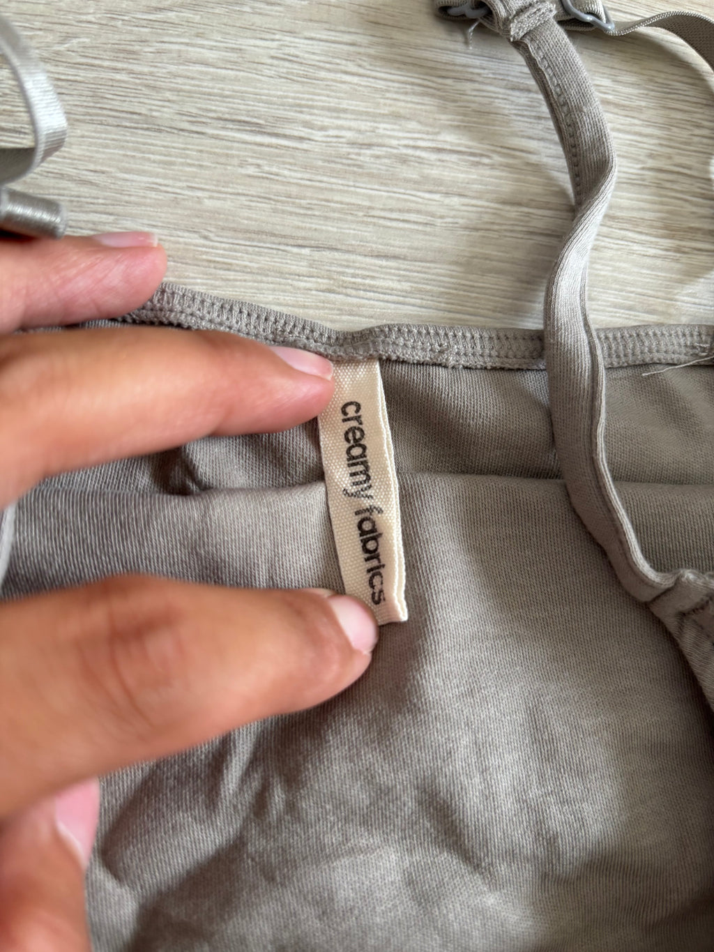 Creamy Fabrics Spaghettiträger-Top in Taupe / Greige – Gr. S