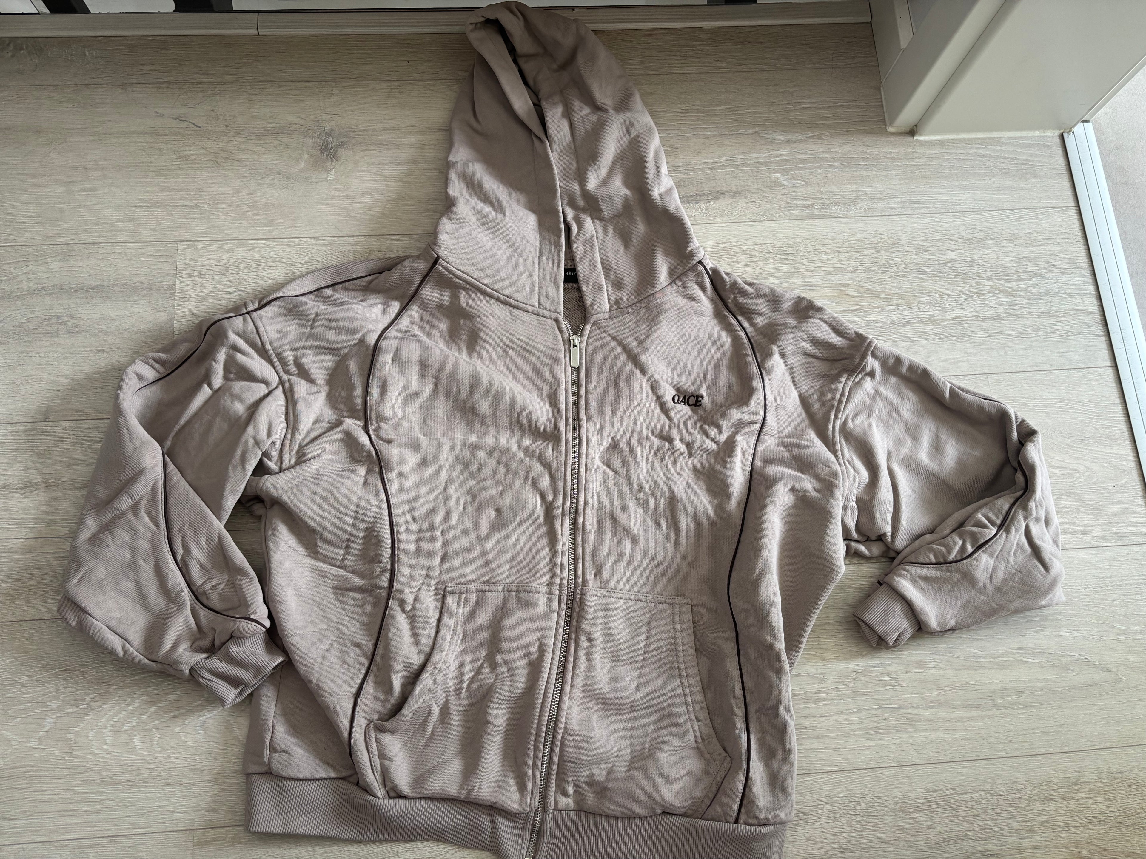 OACE Zip Hoodie / Sweatjacke in Taupe – Gr. S