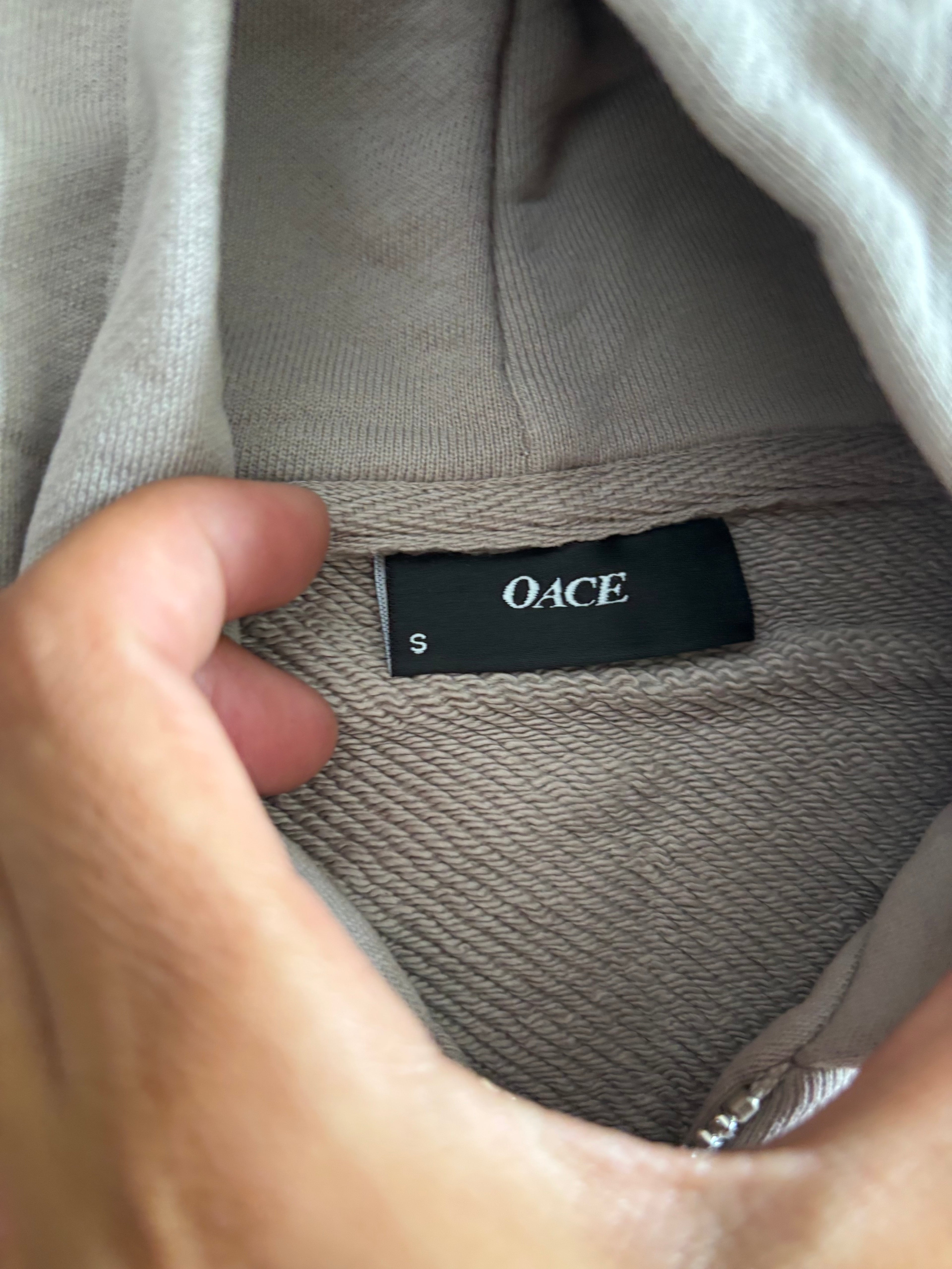 OACE Zip Hoodie / Sweatjacke in Taupe – Gr. S
