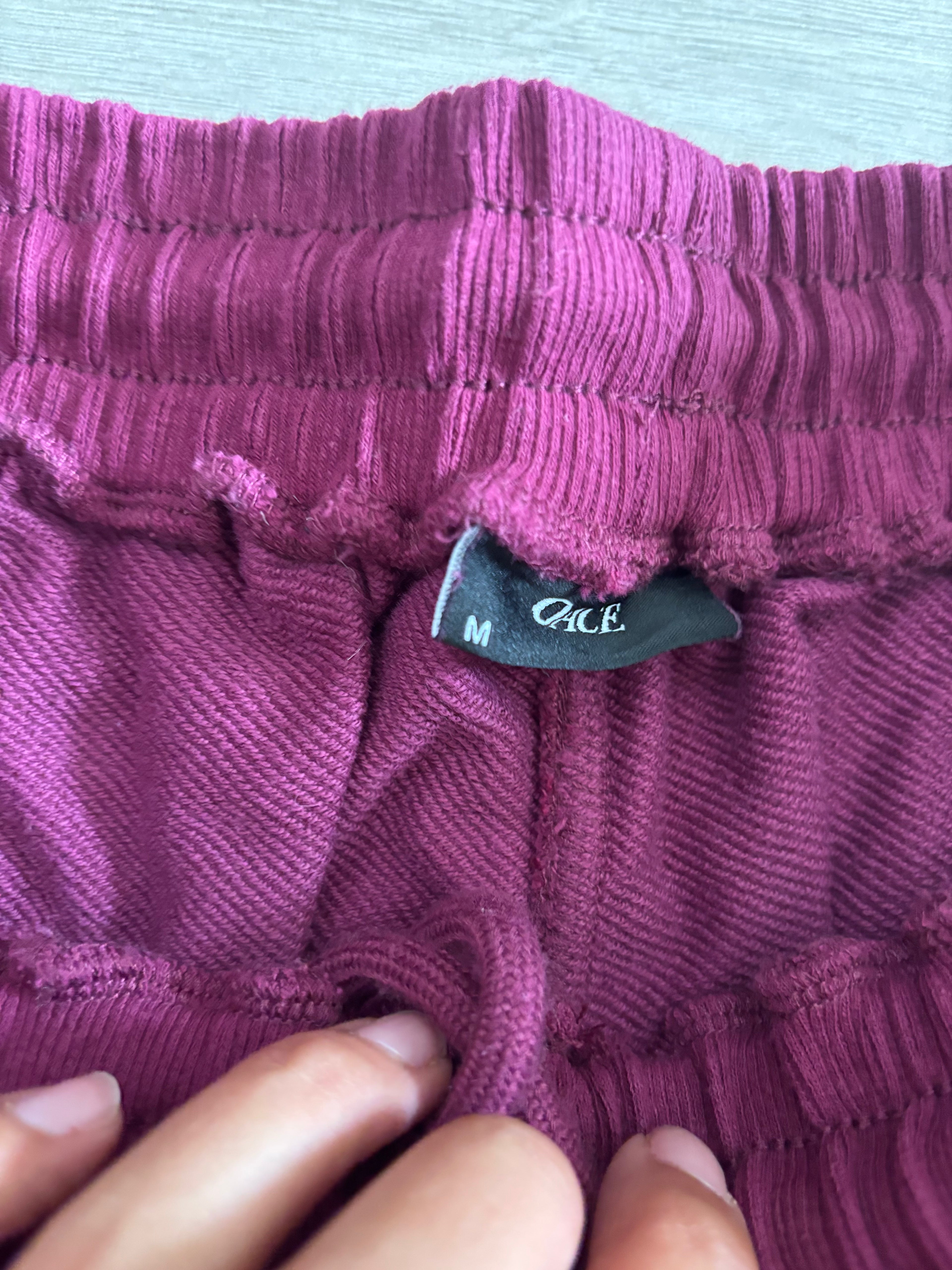 OACE Wide-Leg Sweatpants in Bordeaux / Berry – Gr. M