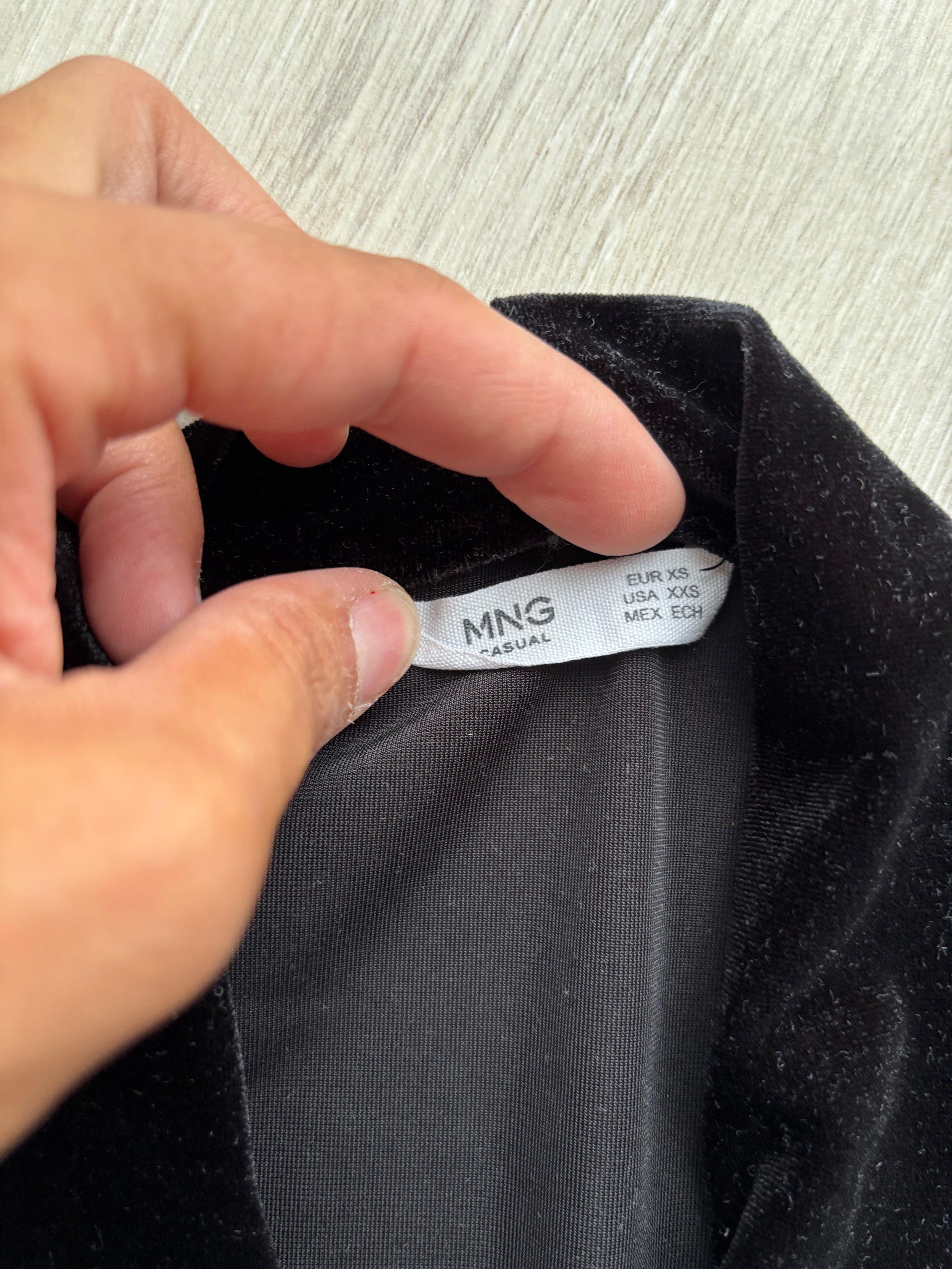 Mango Samt Body Schwarz Damen Gr. XS