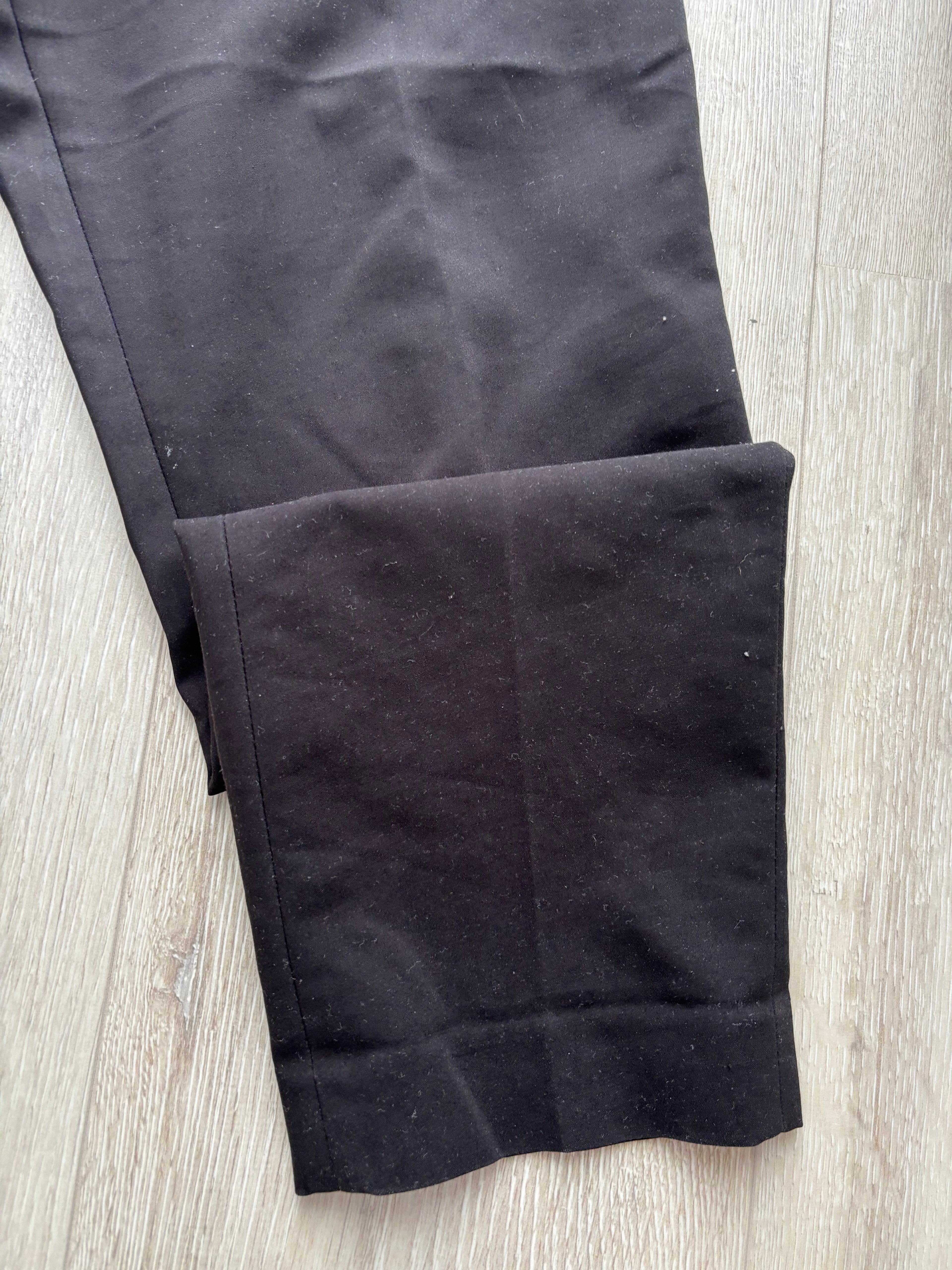 H&M Damen Stoffhose Schwarz Businesshose Straight Fit Gr. 36