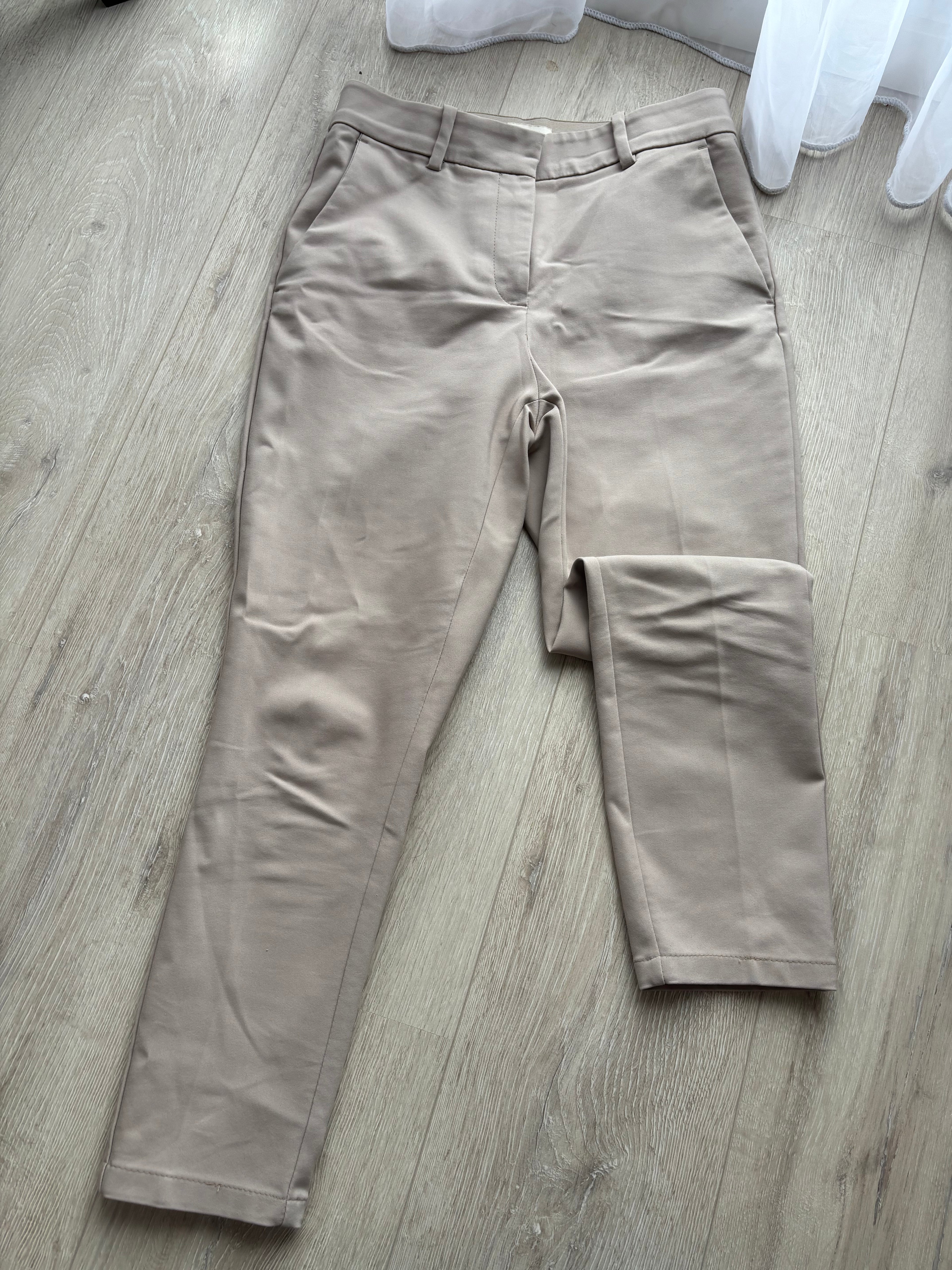 H&M Damen Stoffhose Beige Businesshose Slim Fit Gr. 36