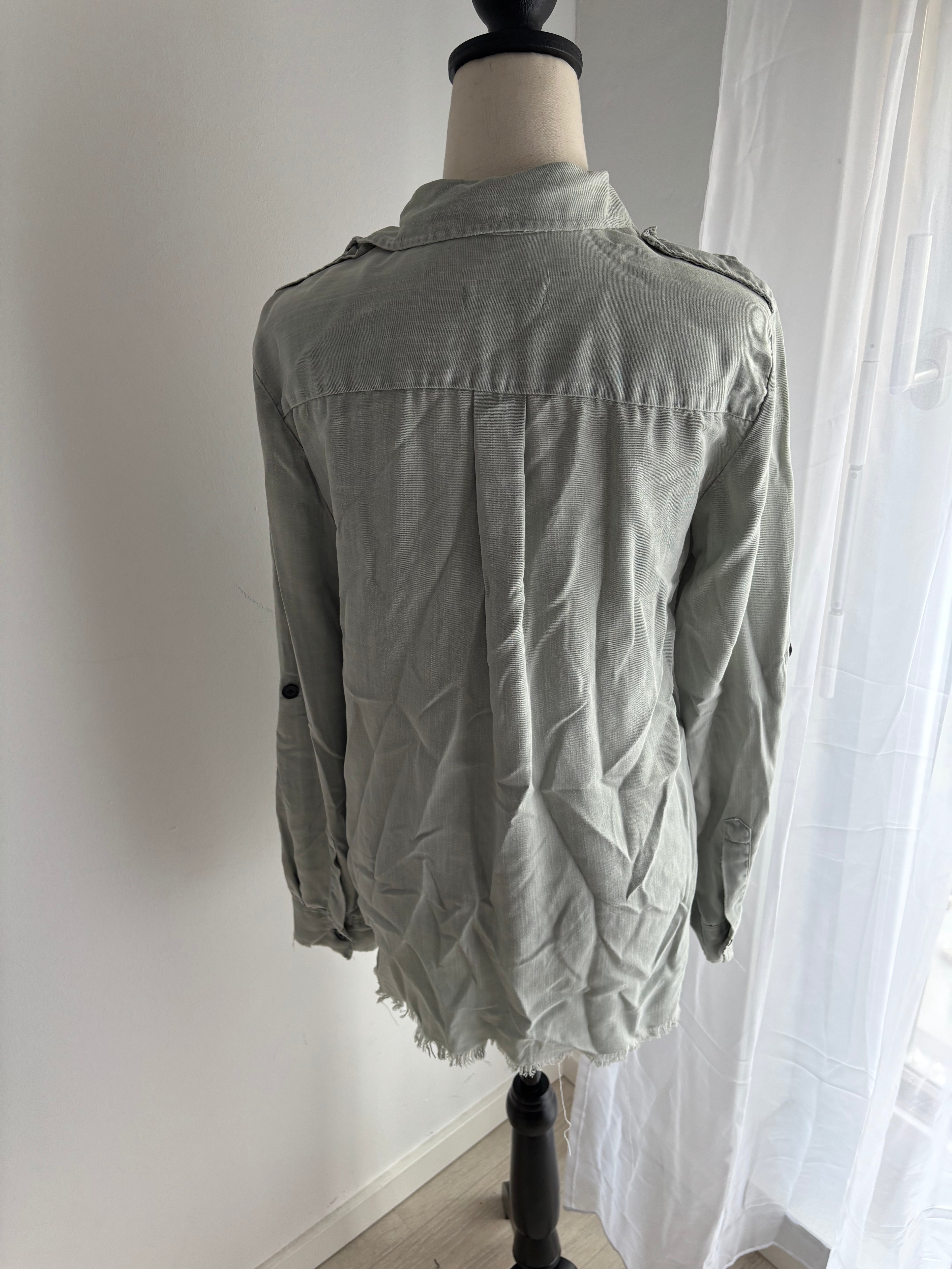 ZARA Woman Premium Denim Collection Damen Hemdbluse Hellgrün Gr. S