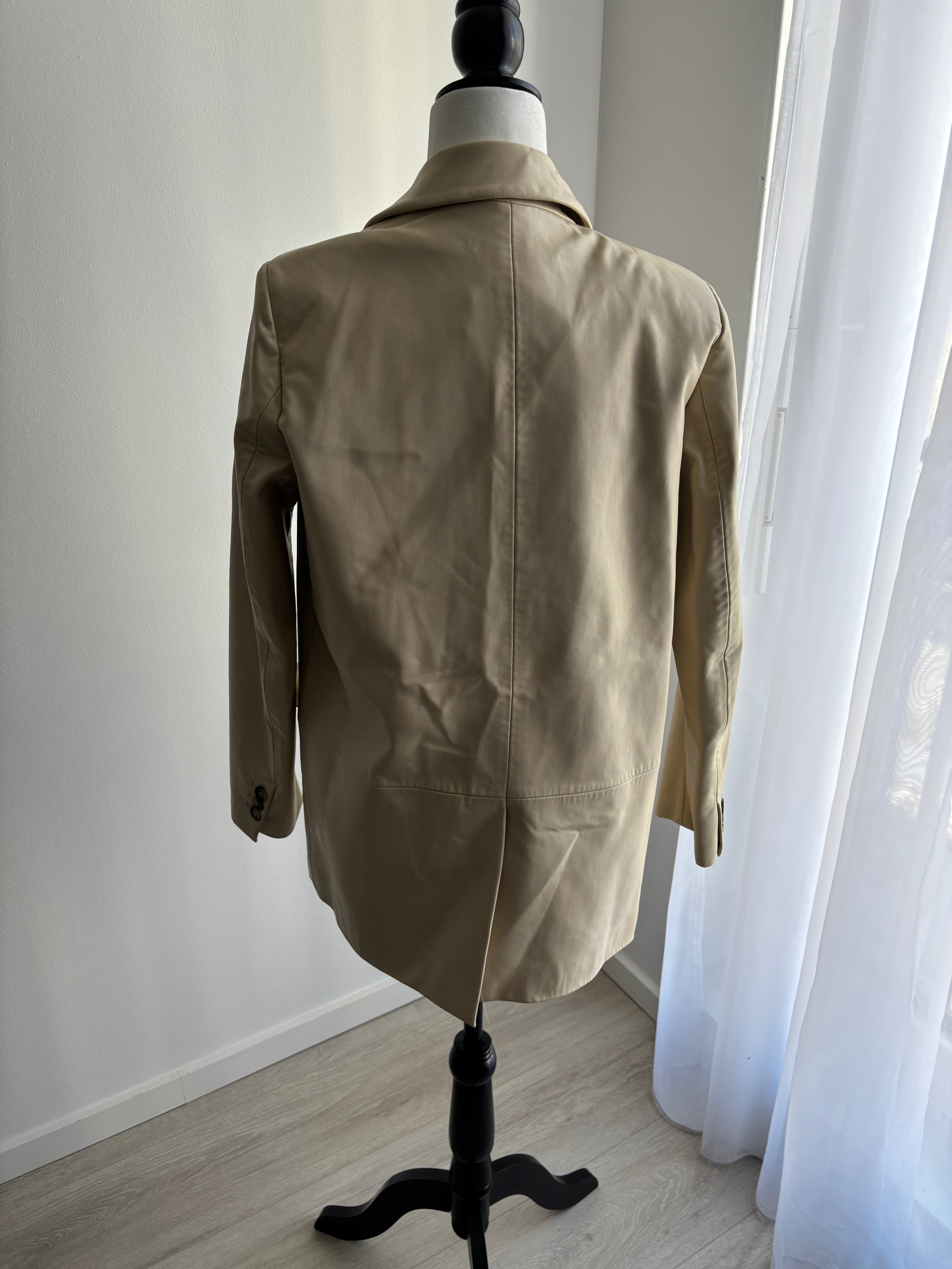 ZARA Kunstleder-Blazer Beige Damen Gr. S | Oversized | Faux Leather